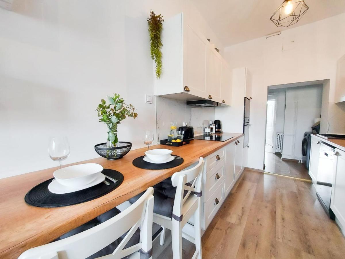 Ratusz Na 5 Apartamento Jelenia Góra Exterior foto