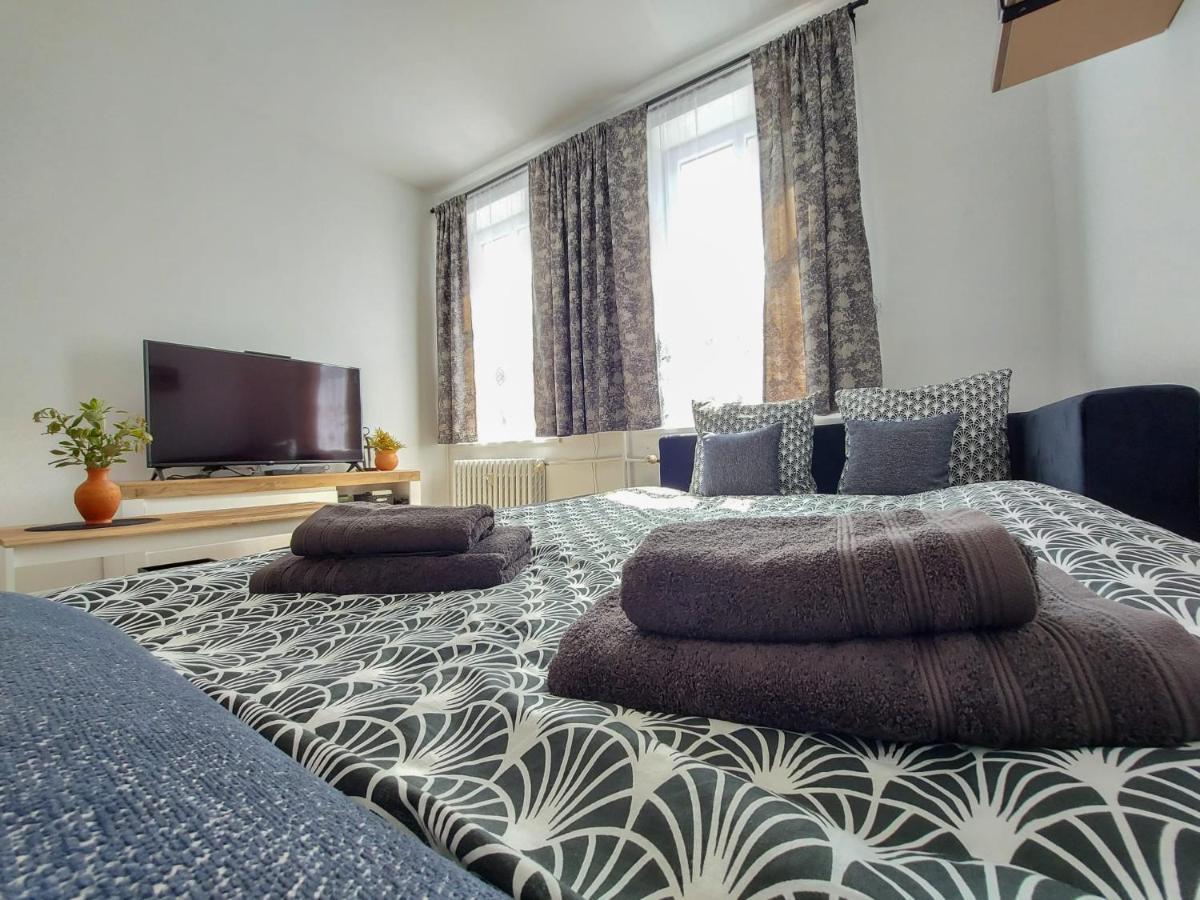 Ratusz Na 5 Apartamento Jelenia Góra Exterior foto